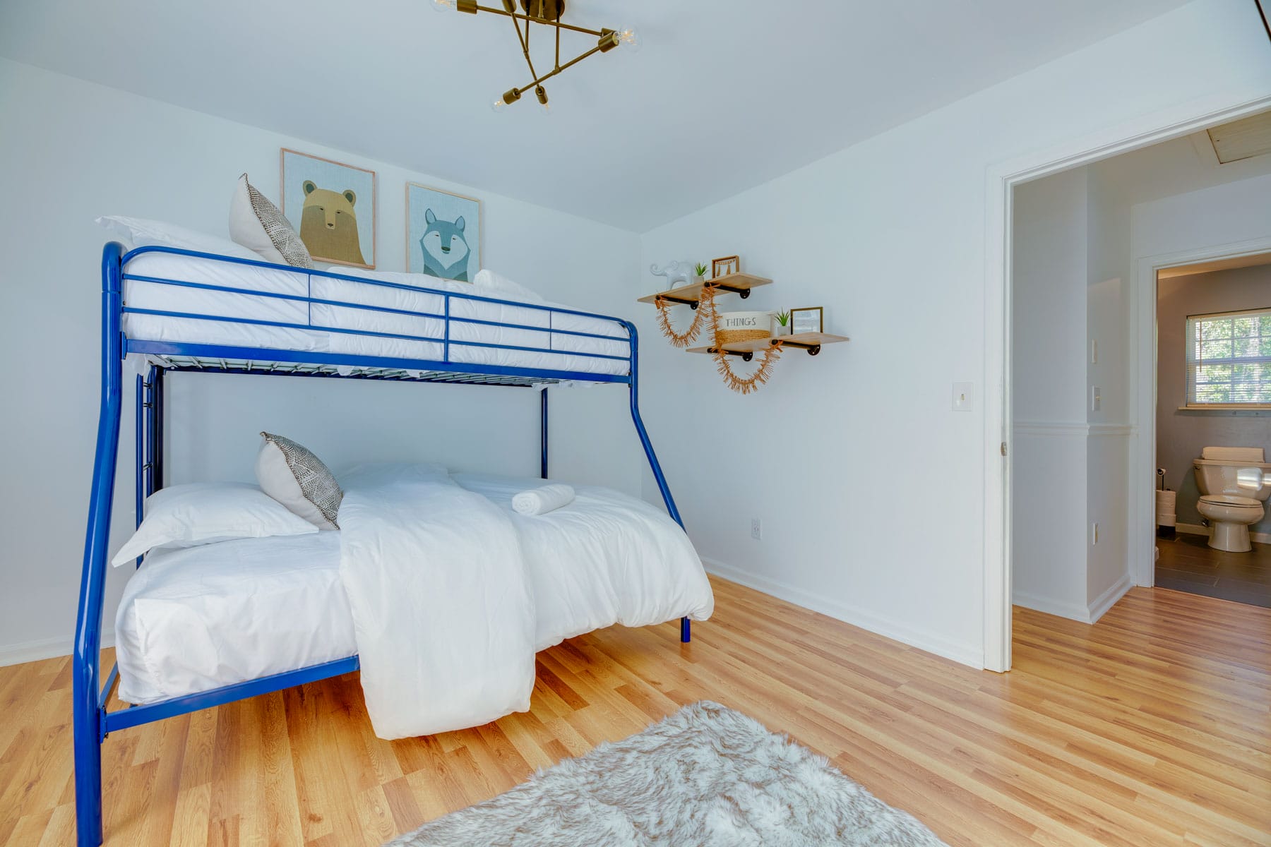 8 Charlotte Pixels | AirBnB, Short Term Vacation Rental, Model Home Photographer Airbnb Photography Charlotte NC