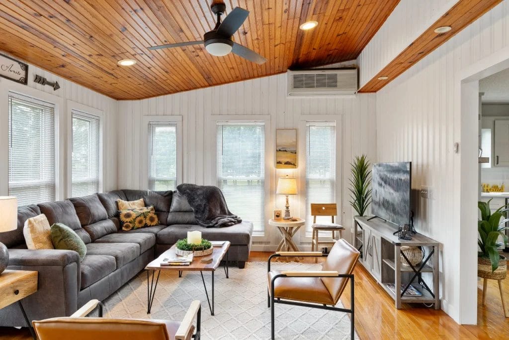 Airbnb Photographer Elkin NC 68